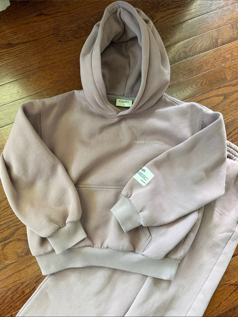 Comfrt mauve colored Hoodie & Jogger Set - Casual Matching Set. Size medium 8/10